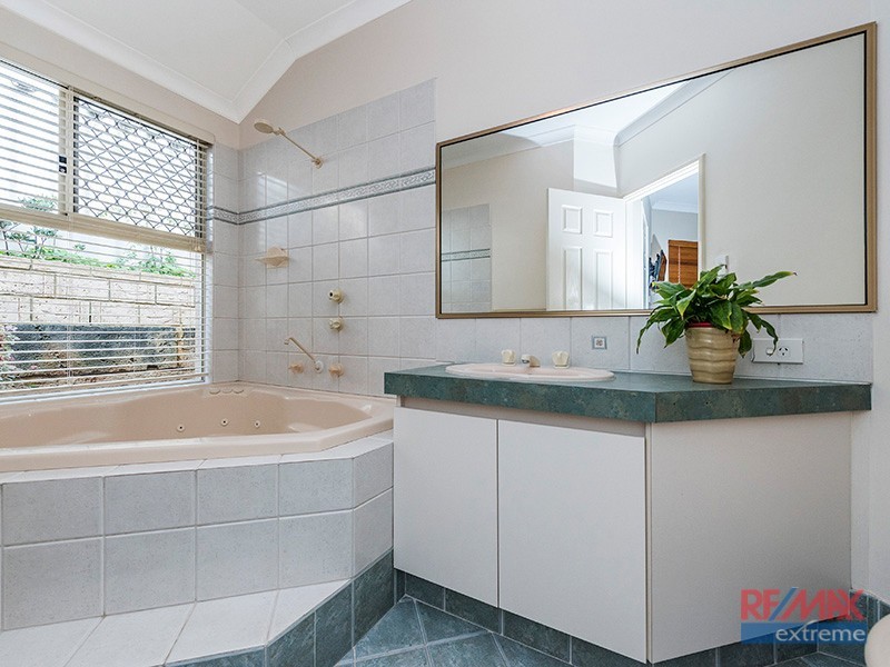 39 Beaumaris Boulevard, Ocean Reef WA 6027