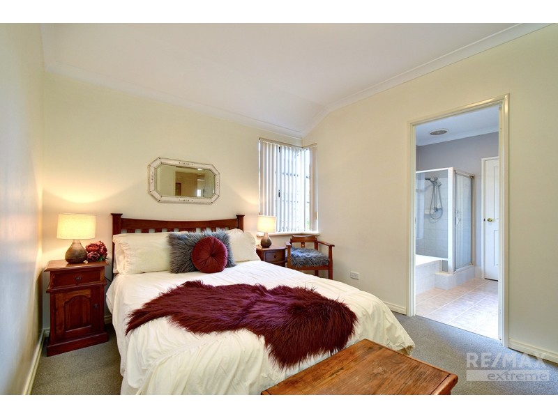 19 Bodrum Crescent, Mindarie WA 6030