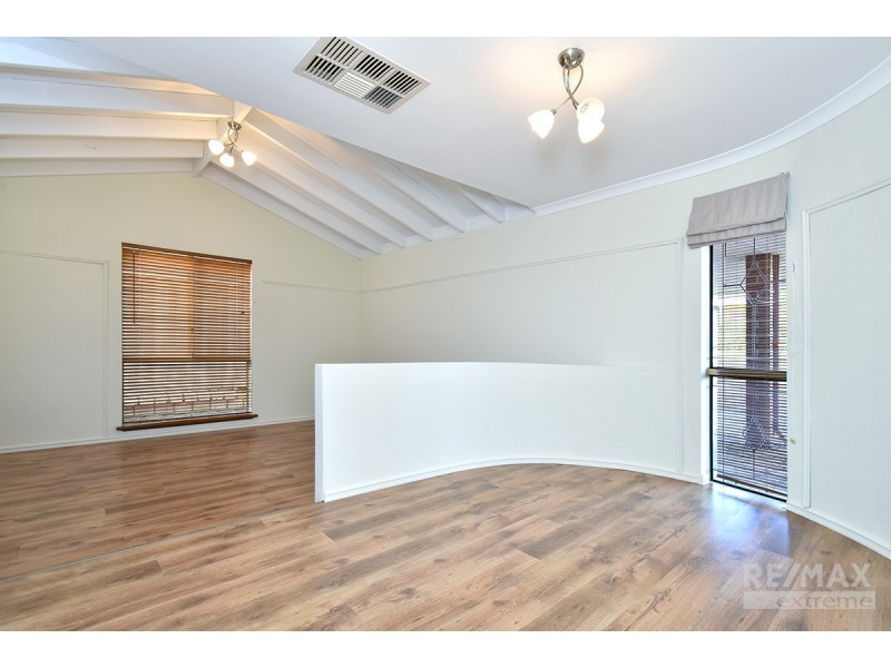 28 Carberry Square, Clarkson WA 6030