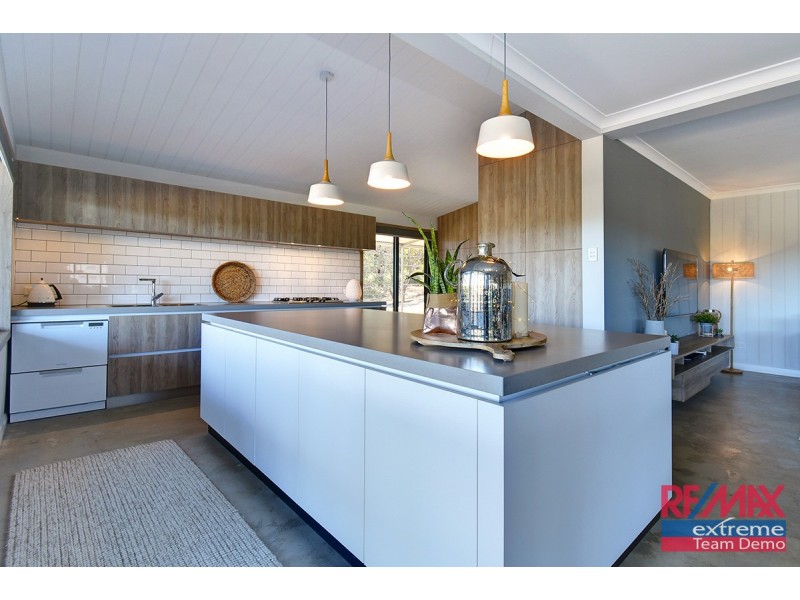 2152 Chittering Road, Lower Chittering WA 6084