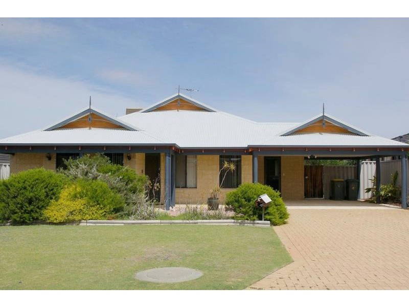 11 Kirkimbie Street, Carramar WA 6031