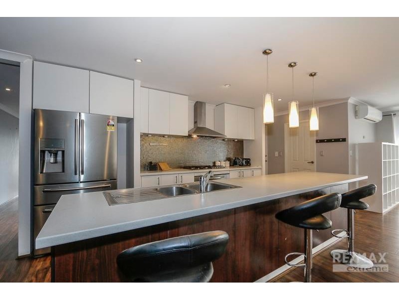 50 Vanderlin Crescent, Ridgewood WA 6030