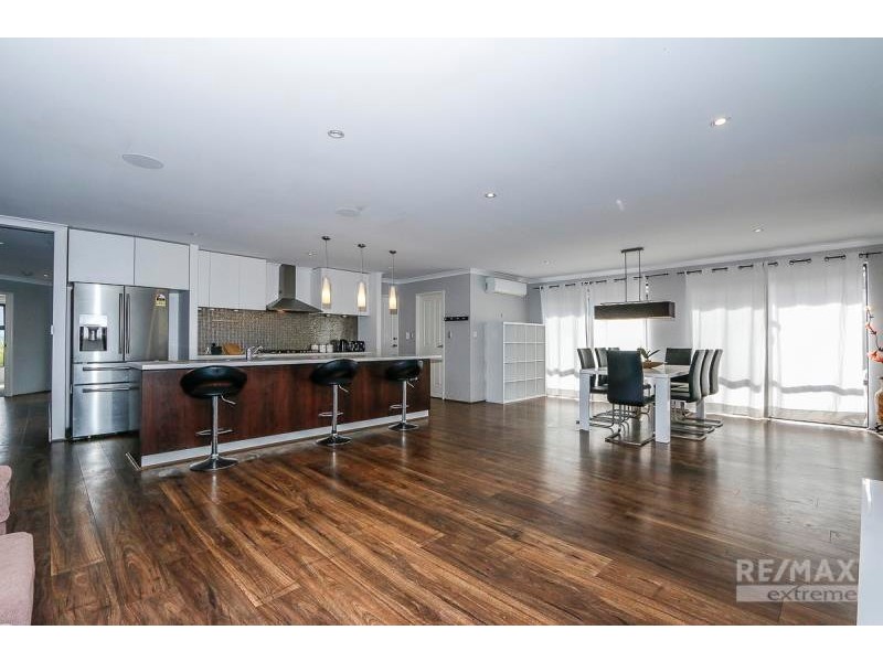 50 Vanderlin Crescent, Ridgewood WA 6030