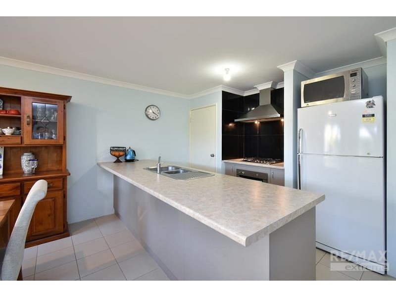 17 Micrantha Way, Banksia Grove WA 6031