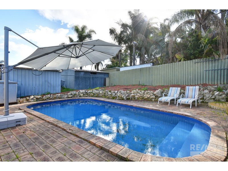 42 Paltara Way, Wanneroo WA 6065