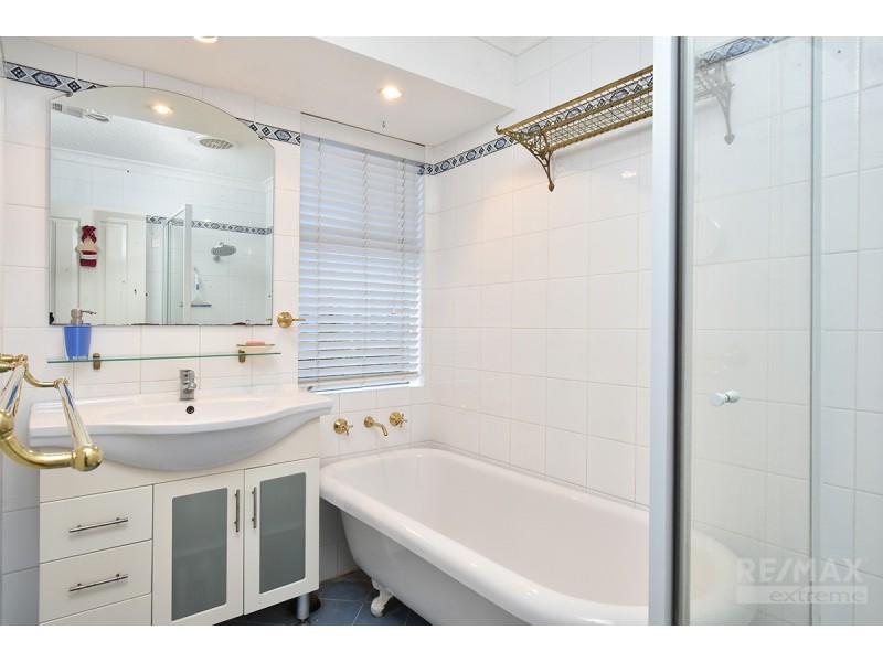42 Paltara Way, Wanneroo WA 6065