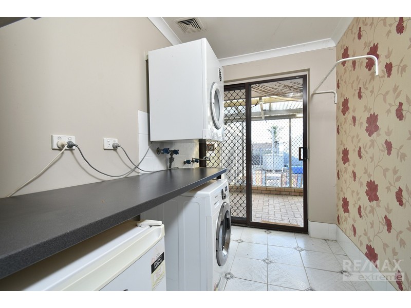 42 Paltara Way, Wanneroo WA 6065