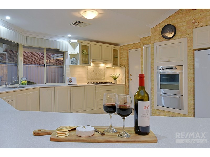 3 Delgado Parade, Iluka WA 6028