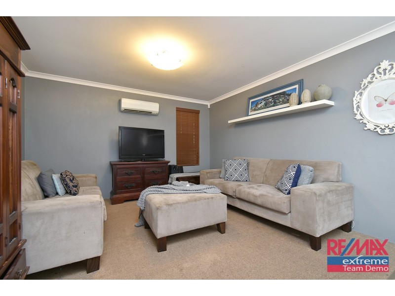 2 Hinckley Parkway, Hocking WA 6065