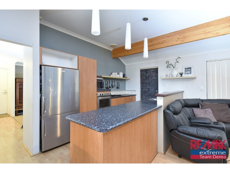 2 Hinckley Parkway, Hocking WA 6065