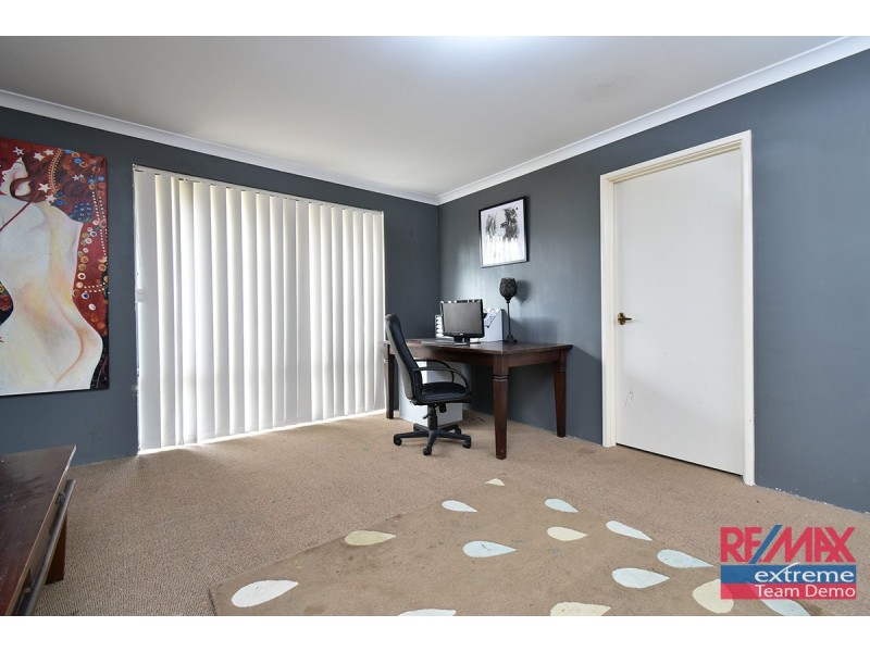 2 Hinckley Parkway, Hocking WA 6065