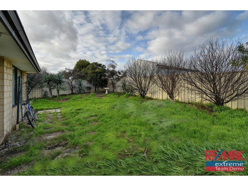 2 Hinckley Parkway, Hocking WA 6065