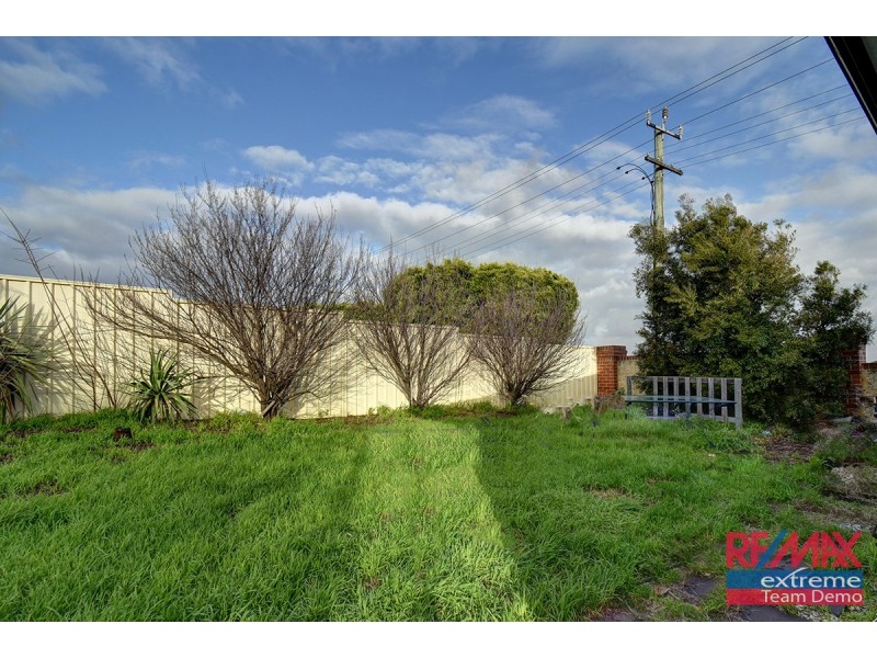 2 Hinckley Parkway, Hocking WA 6065