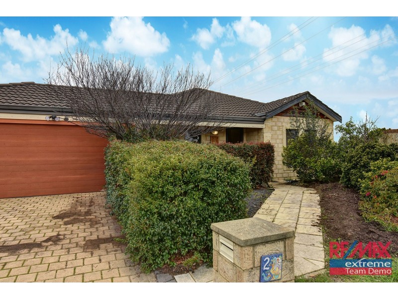 2 Hinckley Parkway, Hocking WA 6065