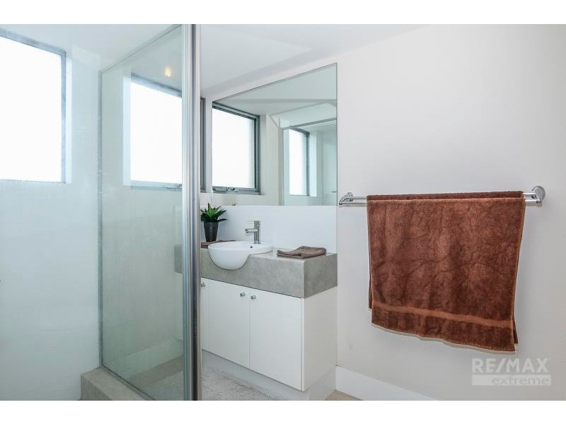 1/2 Bouvard Walk, Clarkson WA 6030