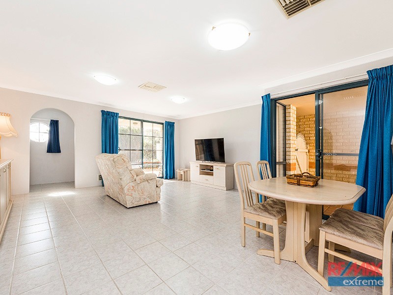 6/10 Langbank Close, Kinross WA 6028