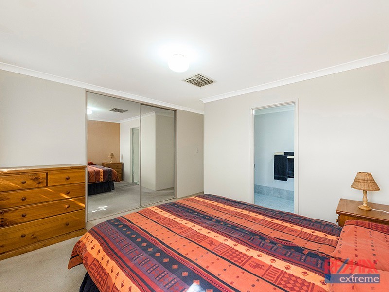 6/10 Langbank Close, Kinross WA 6028