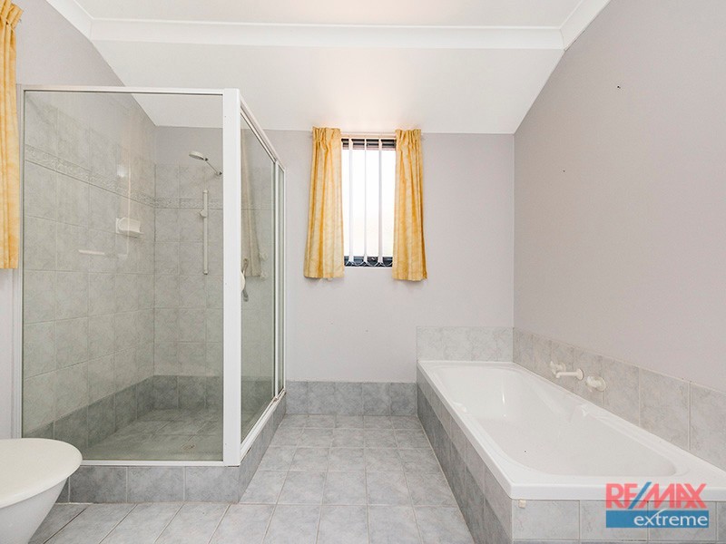 6/10 Langbank Close, Kinross WA 6028