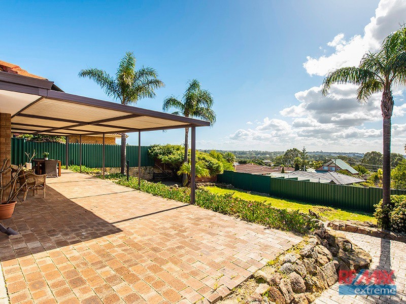 160 Caridean Street, Heathridge WA 6027