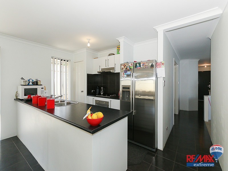 35 Eiffel Circuit, Tapping WA 6065