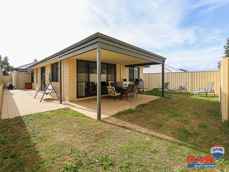 35 Eiffel Circuit, Tapping WA 6065