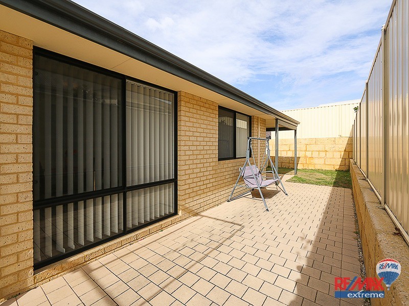 35 Eiffel Circuit, Tapping WA 6065