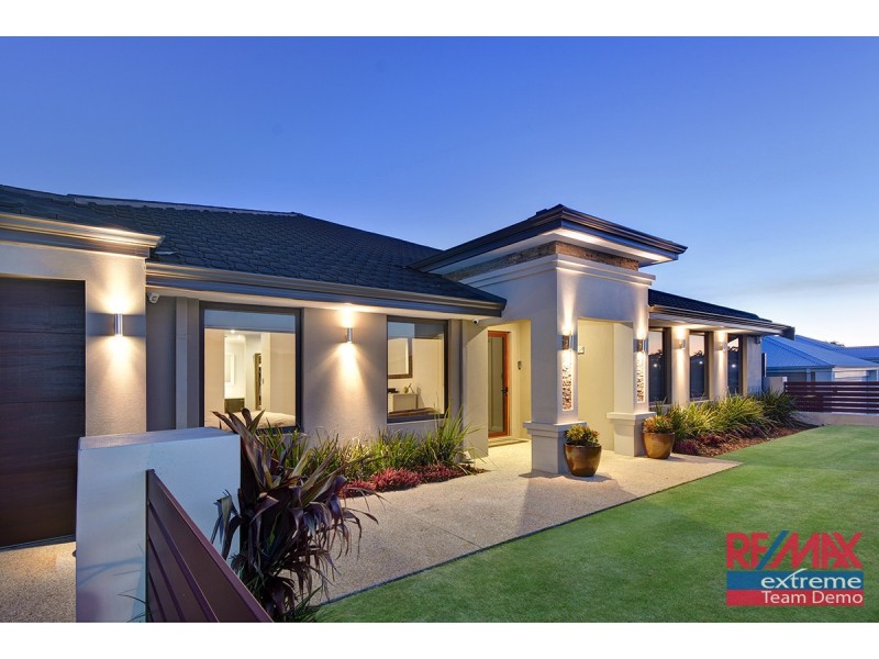 17 Redheart Road, Carramar WA 6031