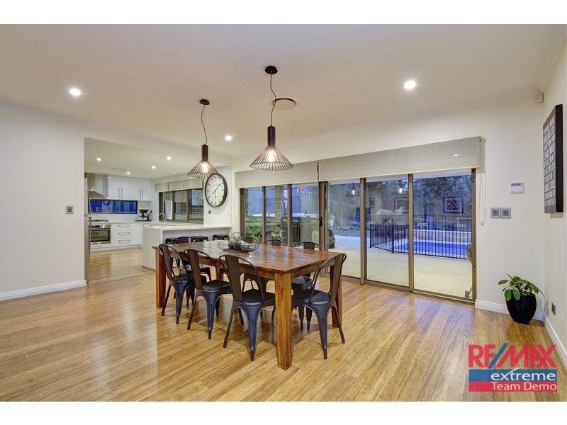 17 Redheart Road, Carramar WA 6031