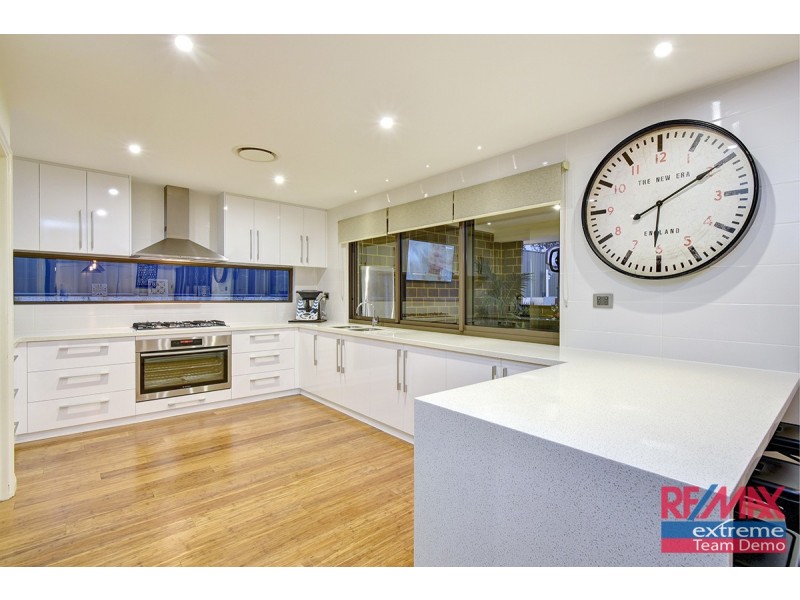 17 Redheart Road, Carramar WA 6031