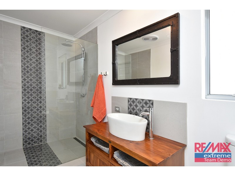 2 Lyssos Way, Tapping WA 6065