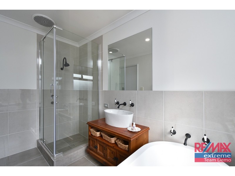 2 Lyssos Way, Tapping WA 6065