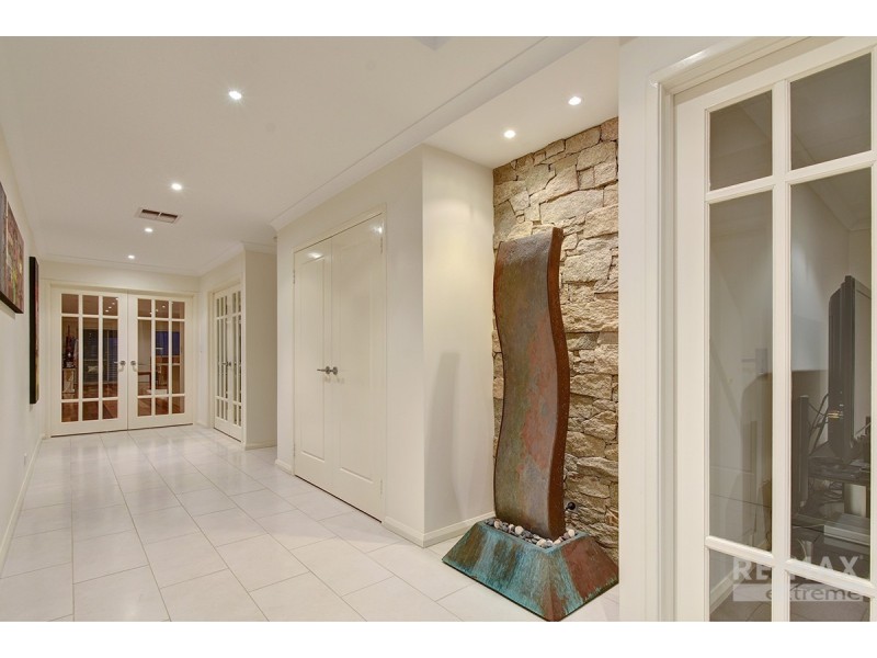 17 Daytona Drive, Iluka WA 6028