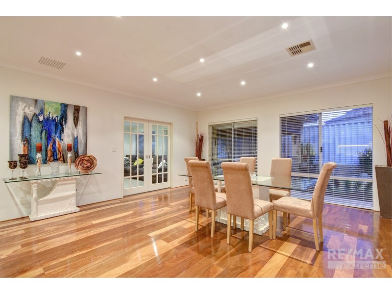 17 Daytona Drive, Iluka WA 6028