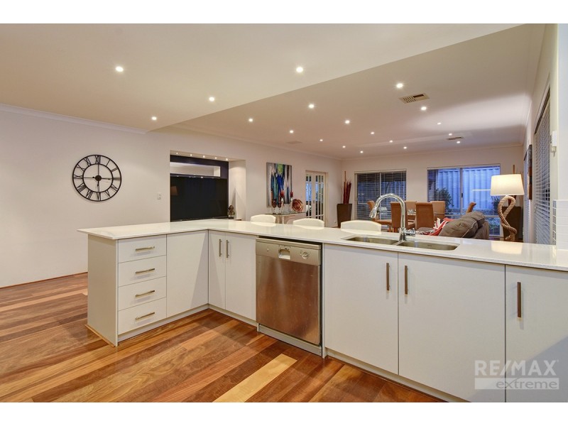 17 Daytona Drive, Iluka WA 6028