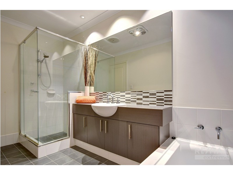 17 Daytona Drive, Iluka WA 6028