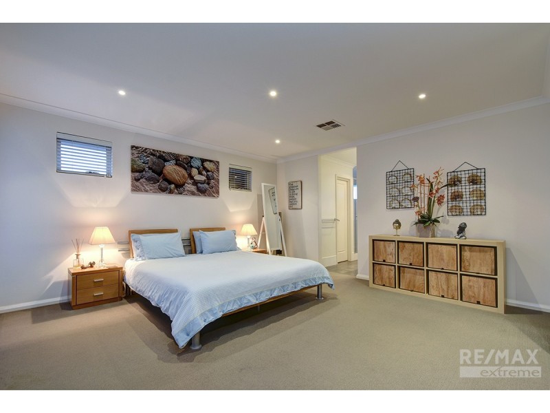 17 Daytona Drive, Iluka WA 6028