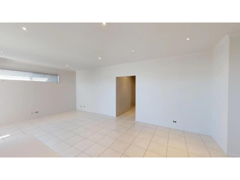 1 Pymore Crescent, Butler WA 6036