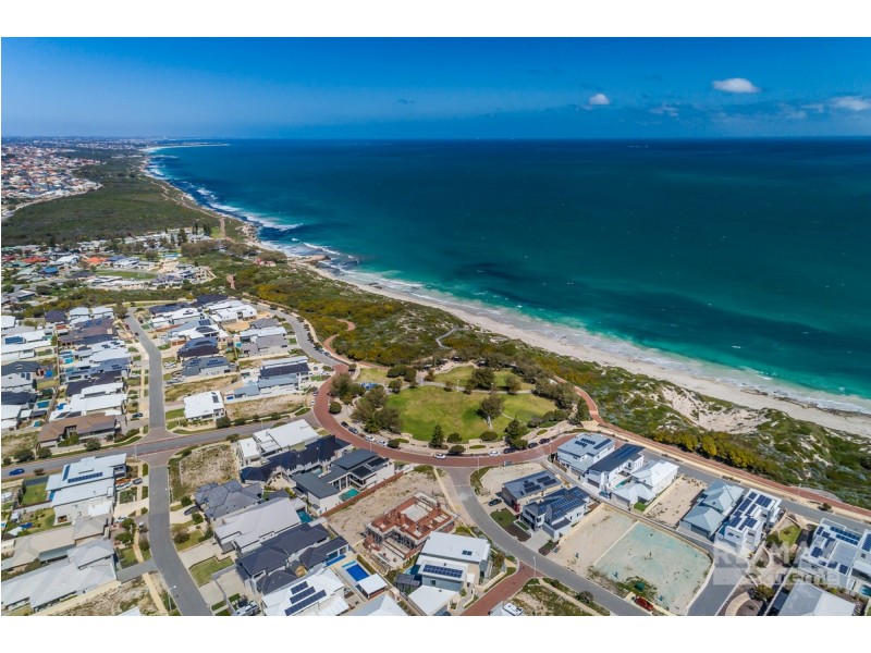 2 Reefview Rise, Burns Beach WA 6028