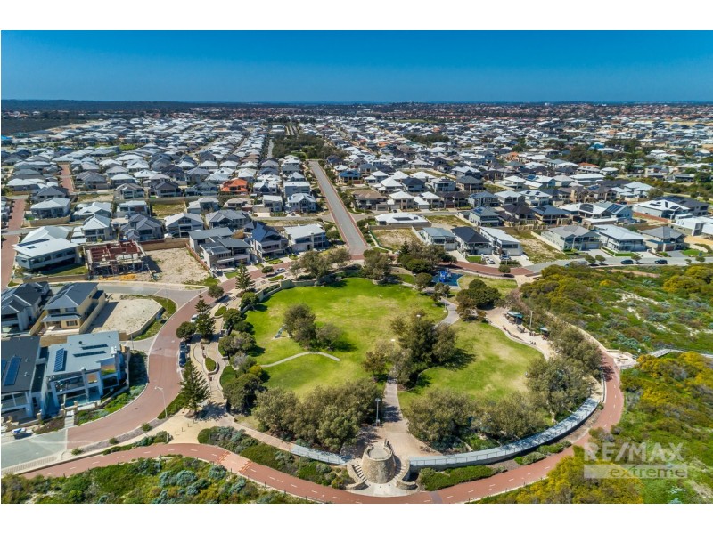 2 Reefview Rise, Burns Beach WA 6028