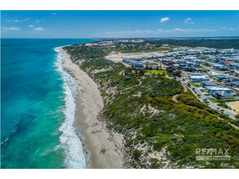 2 Reefview Rise, Burns Beach WA 6028