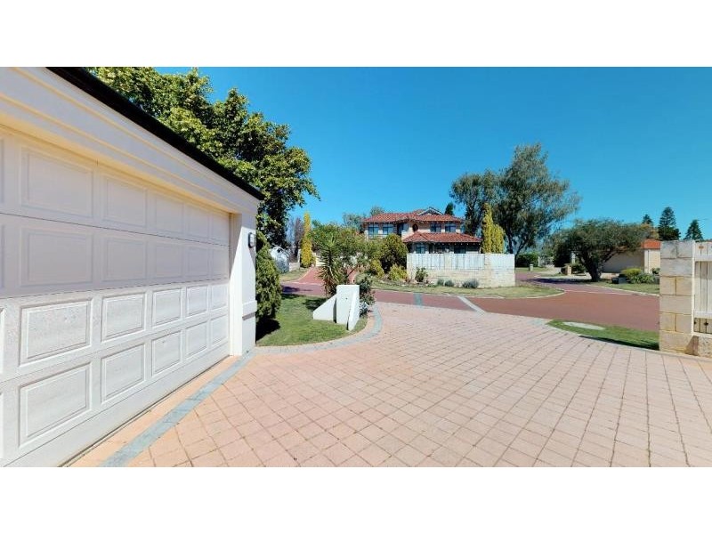 23 St Helena Way, Iluka WA 6028