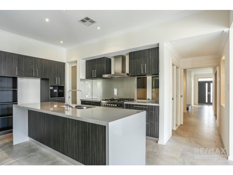 19 Romano Crescent, Iluka WA 6028