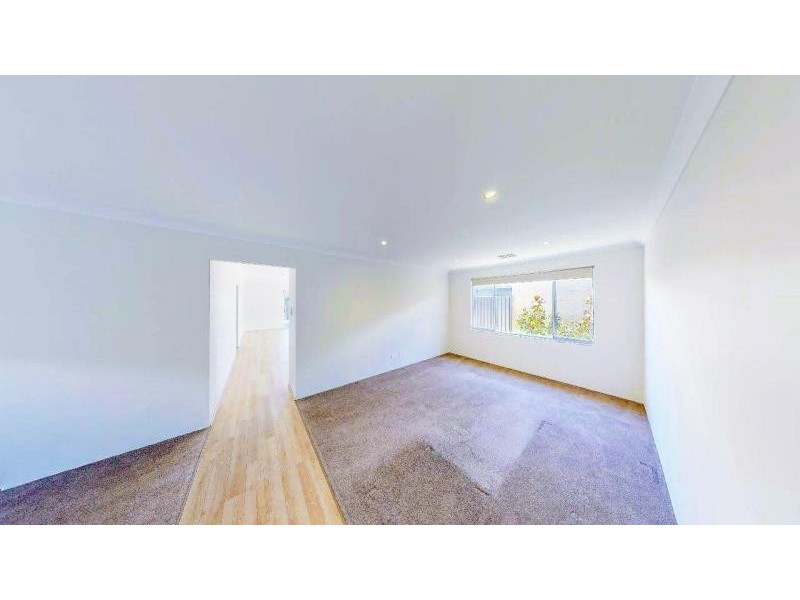 7 Chambered Way, Jindalee WA 6036