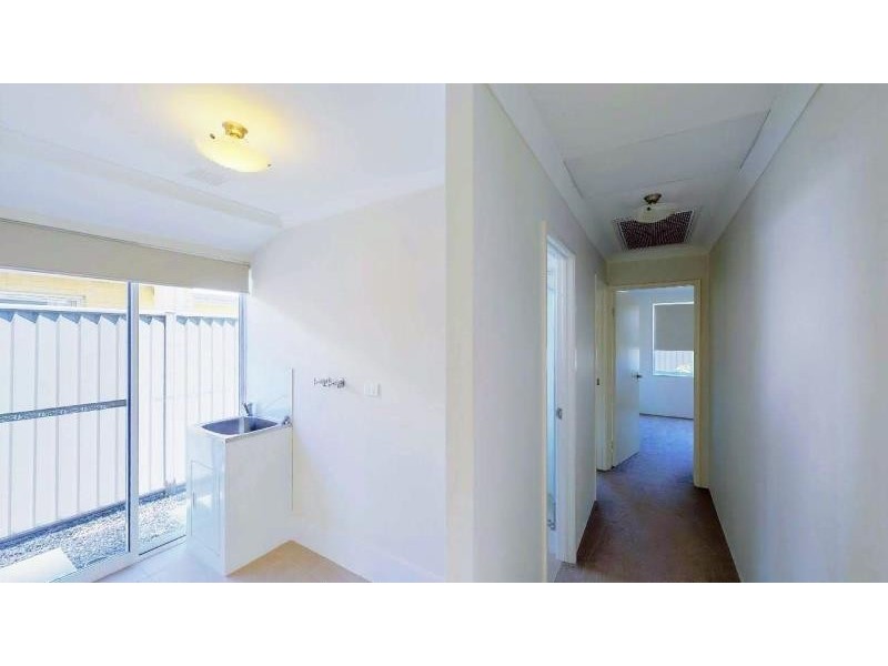 7 Chambered Way, Jindalee WA 6036