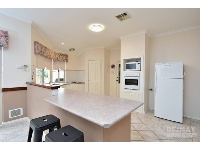 55 Amberley Way, Pearsall WA 6065