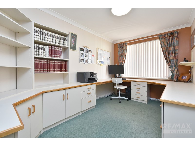 55 Amberley Way, Pearsall WA 6065