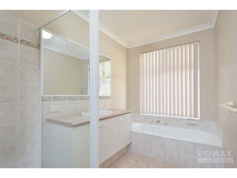 55 Amberley Way, Pearsall WA 6065