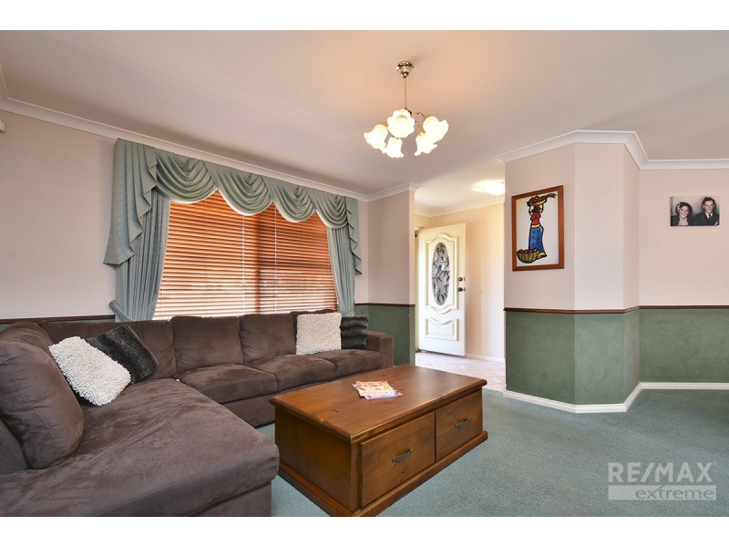 55 Amberley Way, Pearsall WA 6065