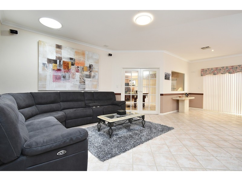 55 Amberley Way, Pearsall WA 6065