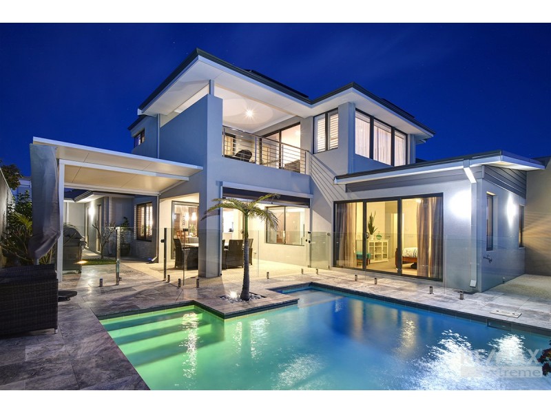 76 Venice Entrance, Iluka WA 6028